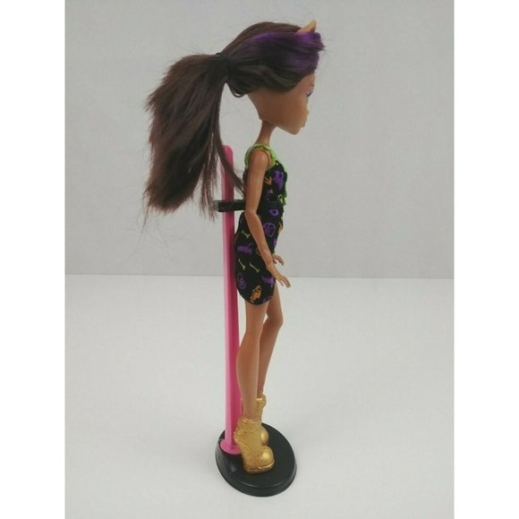 Monster High 11" Doll Clawdeen Wolf Freaky Field Trip With Outfit and Shoes - Picture 2 of 6